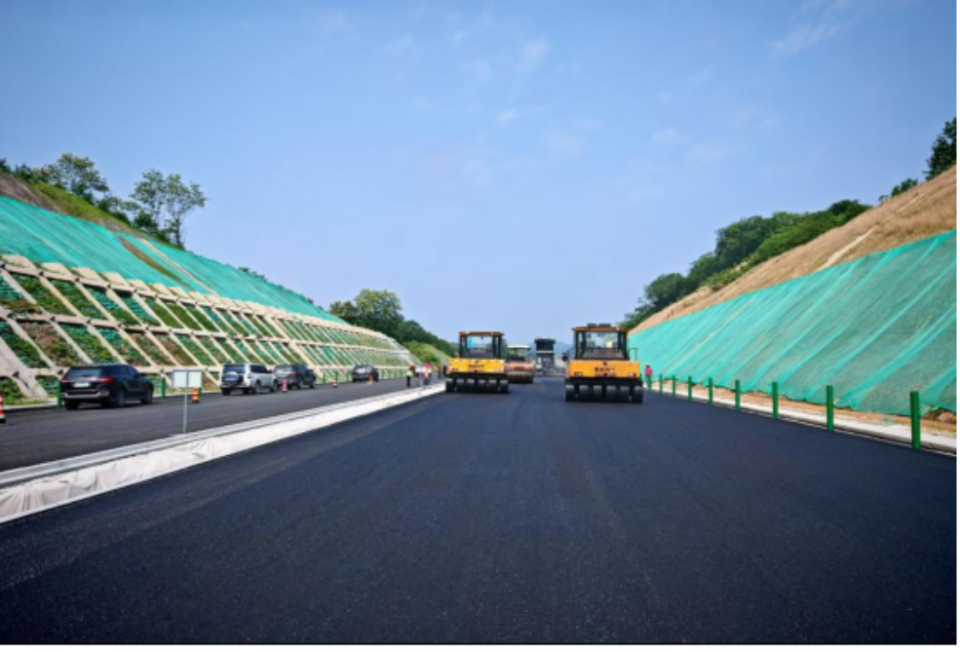 皖鄂好友鄰,和縣至襄陽(yáng)高速六安段將開通,沿線老司機(jī)們開心壞了